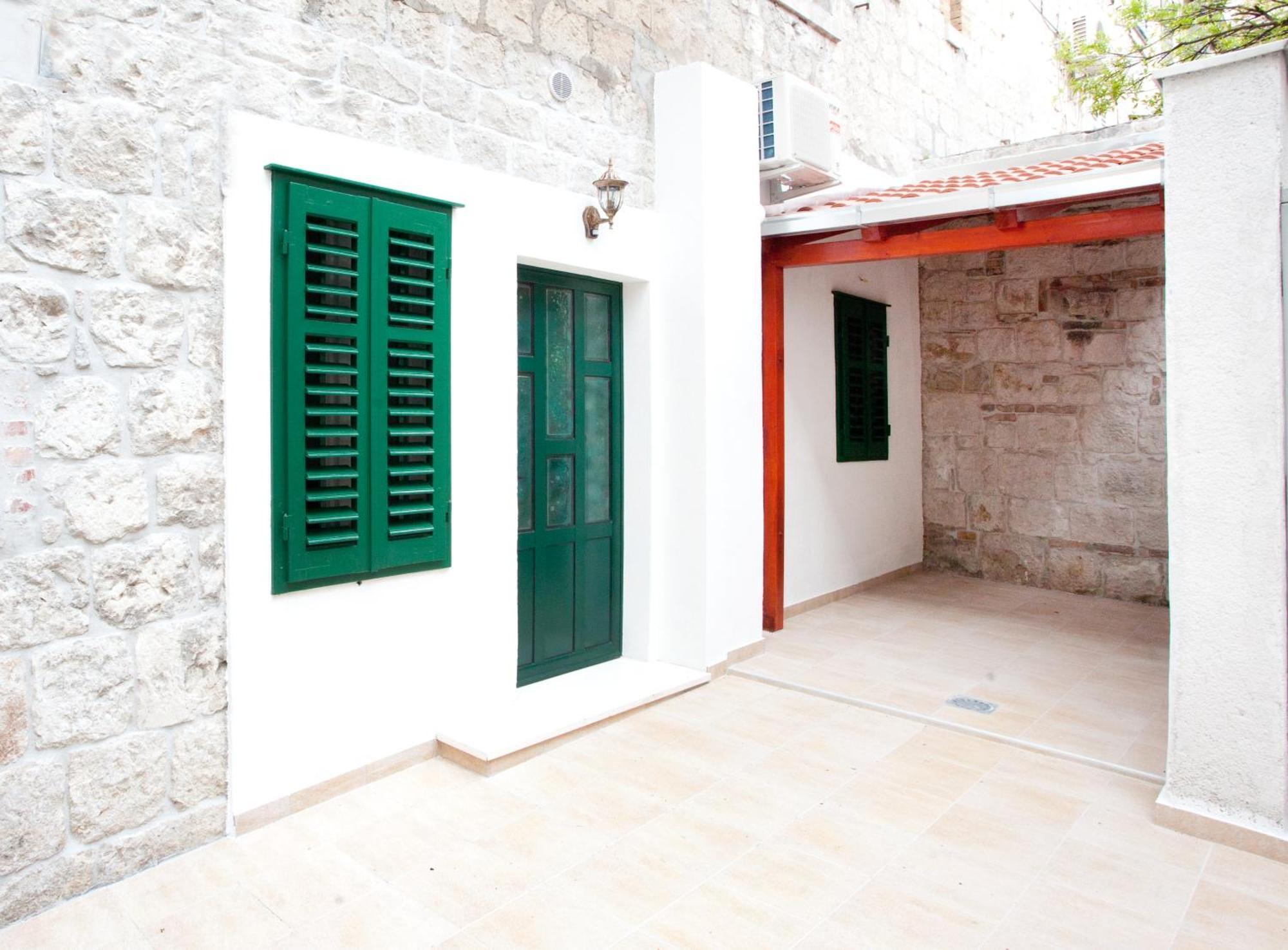 Apartments Galic Split Exterior photo